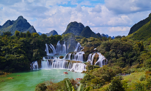 瀑布风景