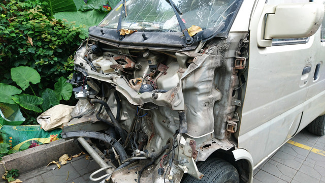 交通事故车