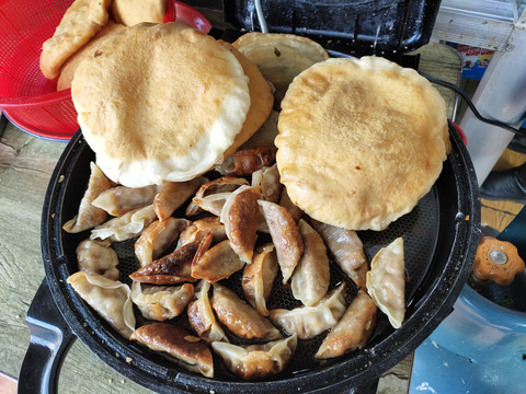 油饼与煎饺特写