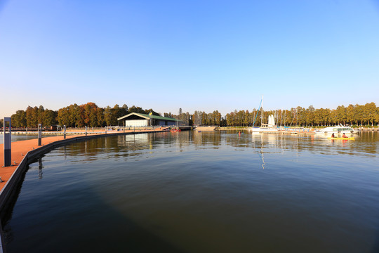 东湖帆船基地