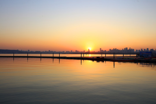 东湖帆船基地