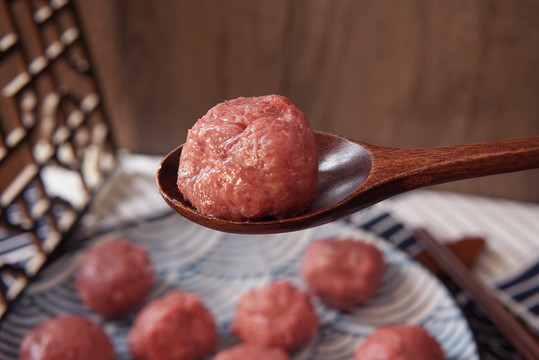 手打牛肉丸特写