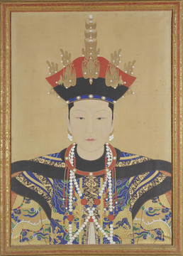 郎世寧孝昭仁皇后朝服半身像