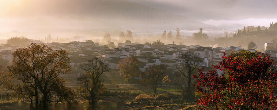 皖南古村落秋色宽幅全景大图