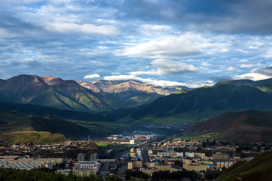 祁连山城市