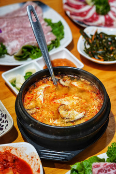 韩国料理嫩豆腐汤