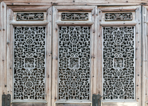 中式雕花隔扇木门窗