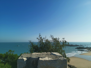 蓝色天空大海风景