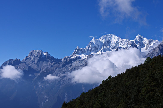 玉龙雪山