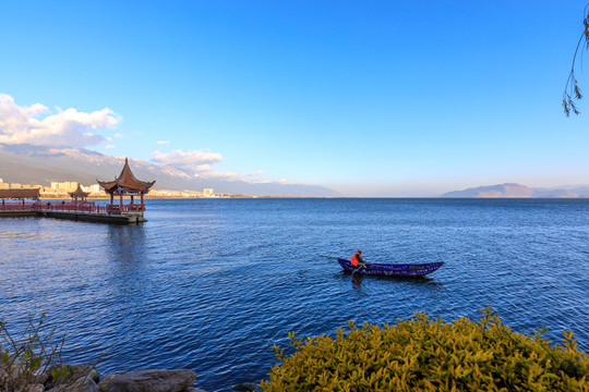 云南大理苍山洱海小船亭子