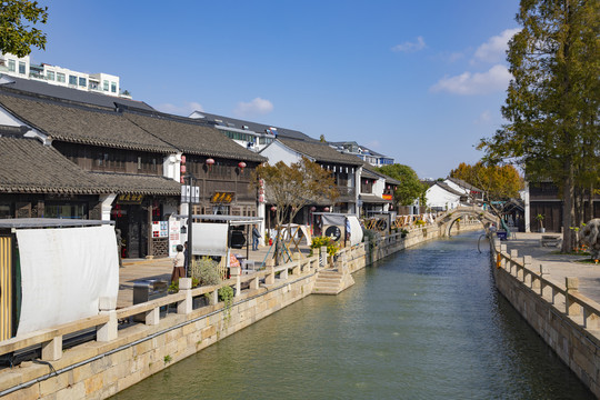 平湖南河头