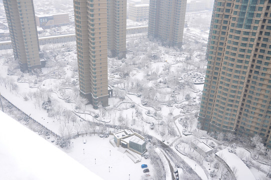 俯拍雪后风光