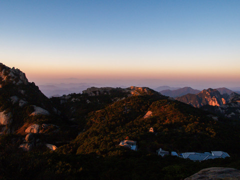 安徽黄山风景区鳌鱼峰