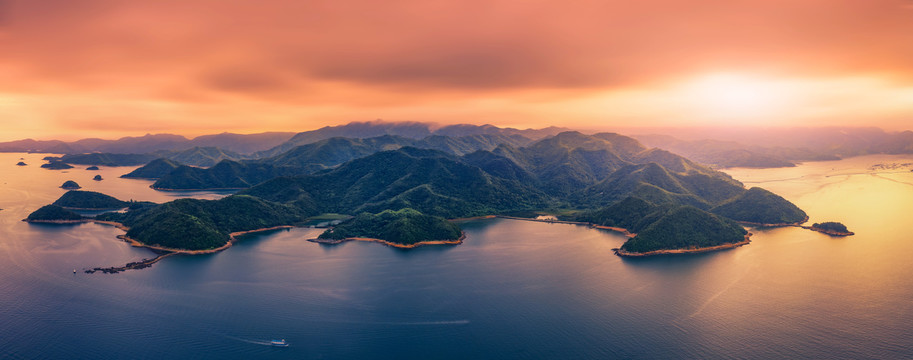 船湾山海之光