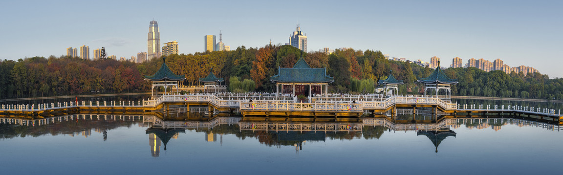 中国湖北武汉东湖碧潭观鱼风景区