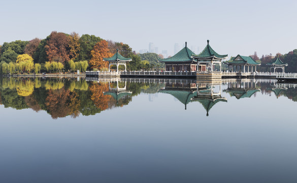 中国湖北武汉东湖碧潭观鱼风景区