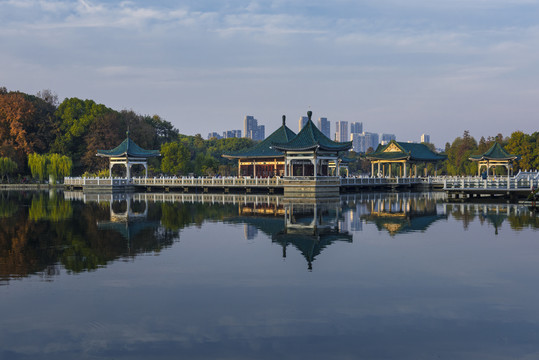 中国湖北武汉东湖碧潭观鱼风景区