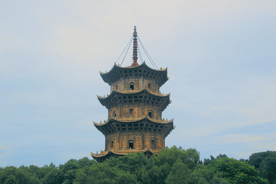 福建泉州开元寺双塔镇国塔