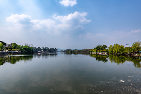 三岔湖风景