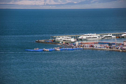 青海湖二郎剑景区