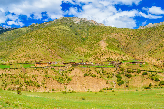 东达山