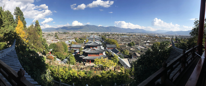 丽江古城木府全景