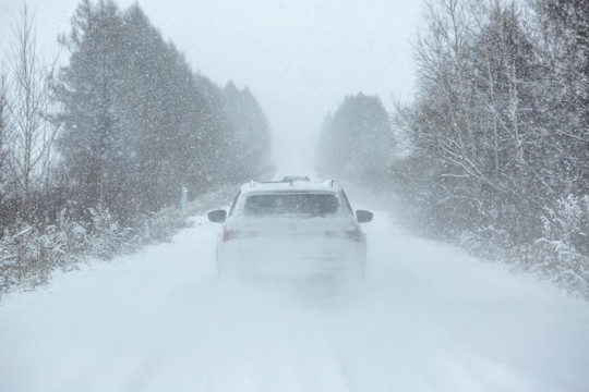 东北暴风雪