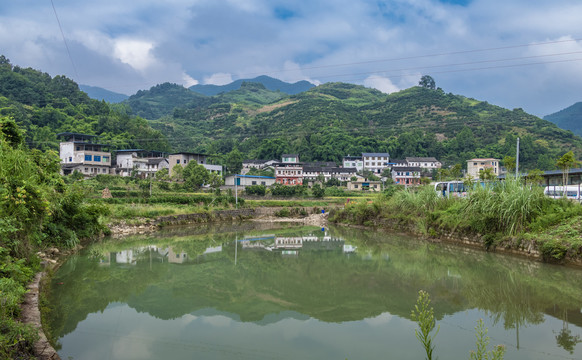 邻水清水溪漂流