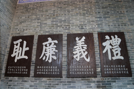 谭山乞巧节工艺品展示