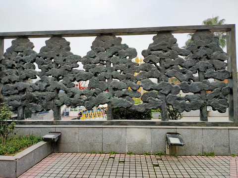树形雕塑