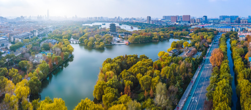 航拍济南大明湖全景