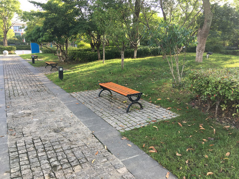公园路边休息凳子