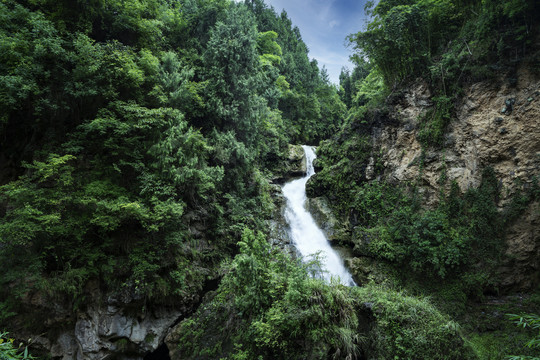 渠县賨人谷夏日美景