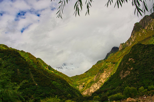 南迦巴瓦峰