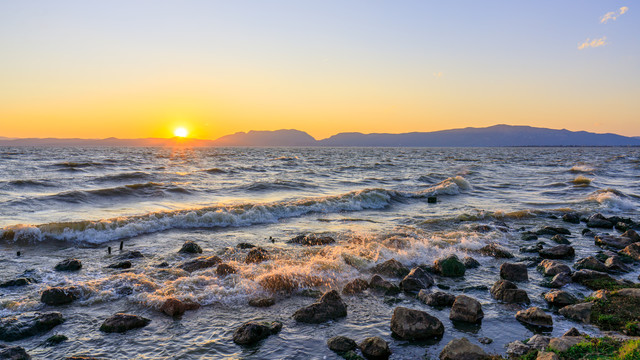 昆明滇池湿地公园夕阳日落