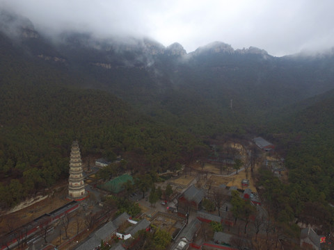 济南长清灵岩寺辟支塔