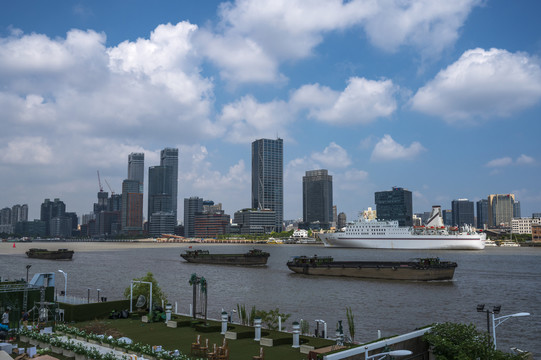 上海黄浦江北外滩建筑景观