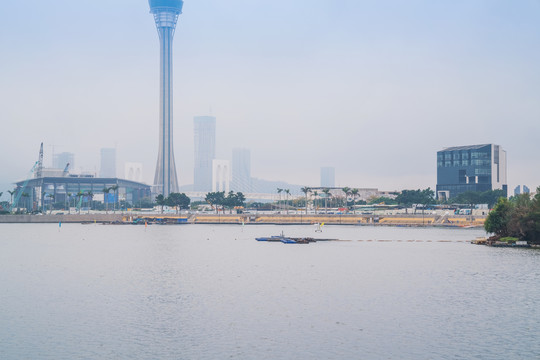 澳门城市建筑天际线和滨海风光