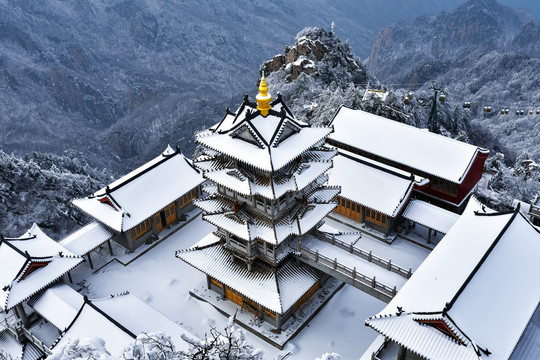 洛阳老君山雪景