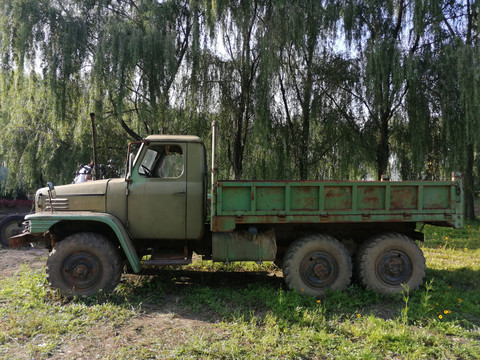 老式卡車