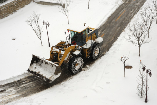 冬季道路除雪