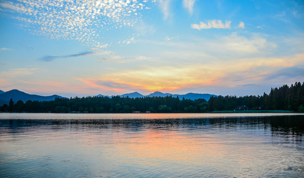 西湖夕阳