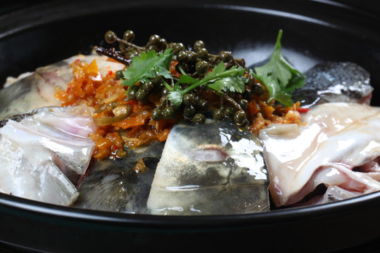 魚頭煲