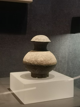 新石器时代崧泽文化陶壶