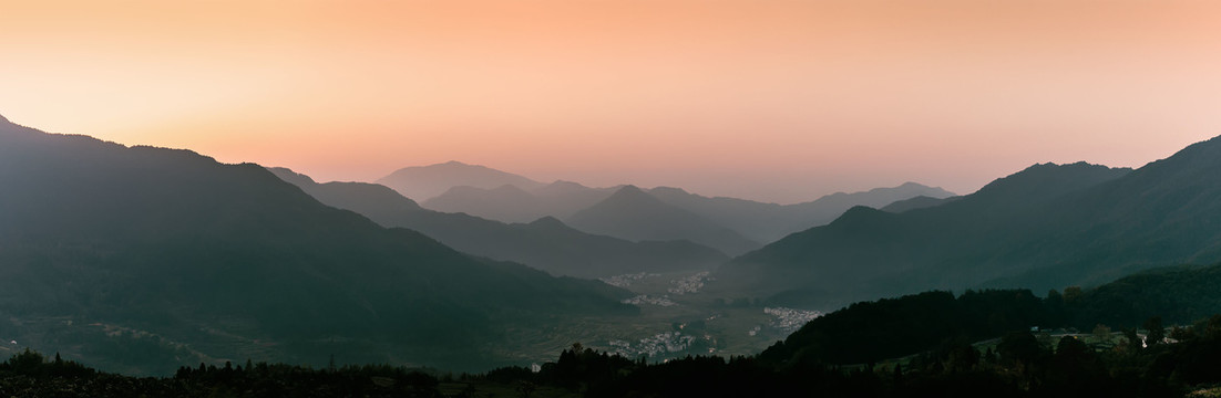 宽幅江岭黎明全景大图