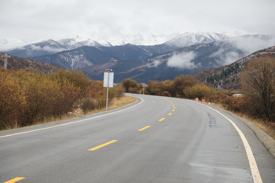 山区公路