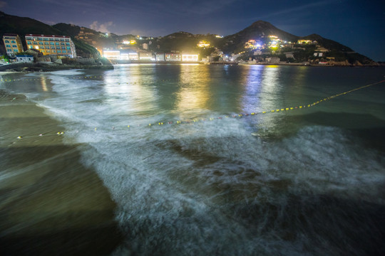 沙滩海浪