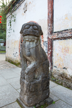 玉泉寺石狮子