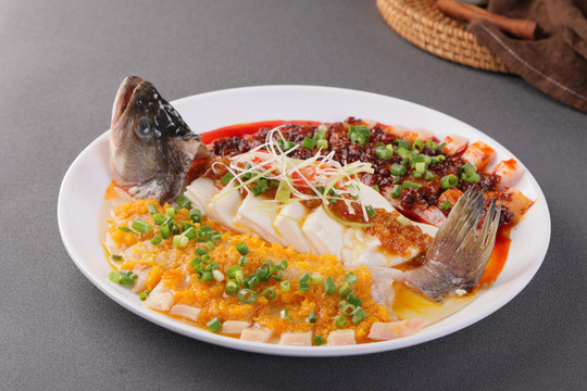 三味蒸鱸魚