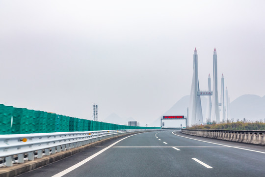 高速公路大桥